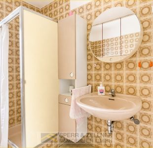 Badezimmer EG links 2