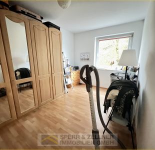 Kinderzimmer/Ankleide