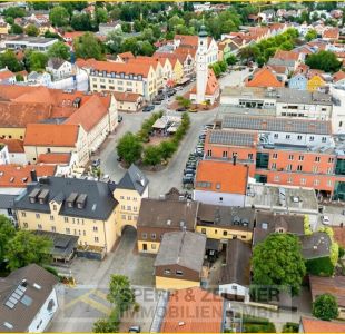 Luftaufnahme - dorfner Innenstadt