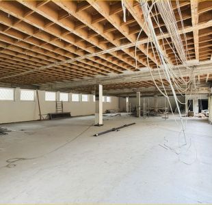 Verkaufsraum EG in Renovierung