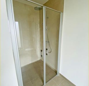 große Dusche Whg. B32